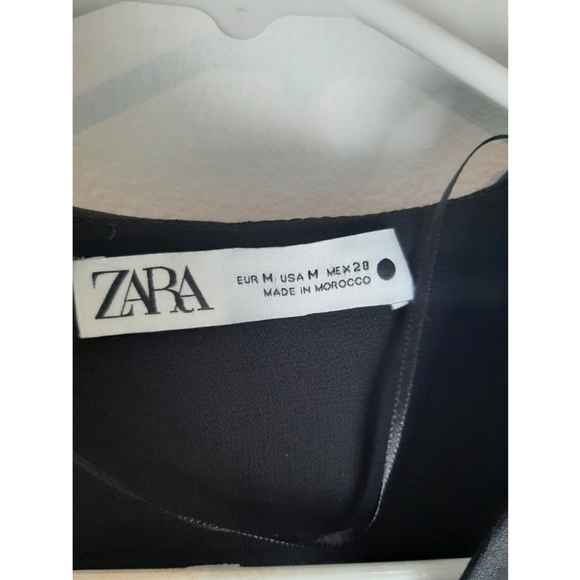 Dress - Picture 5 of 5